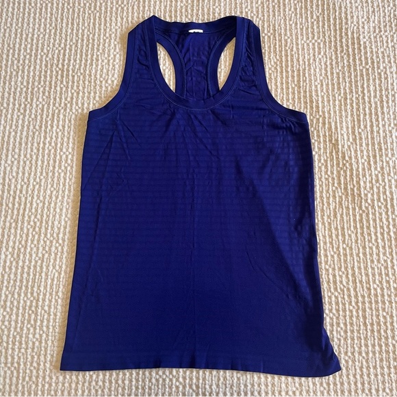 Women’s Athleta Racerback Tank Top - Picture 1 of 5